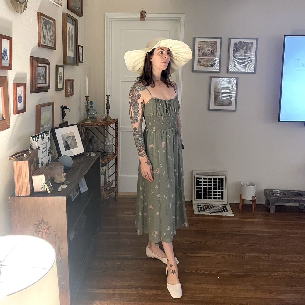 Aritzia Floral MIDI Day Dress Size M-L